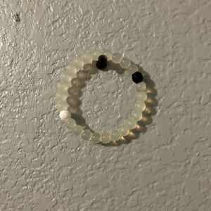 classic lokai